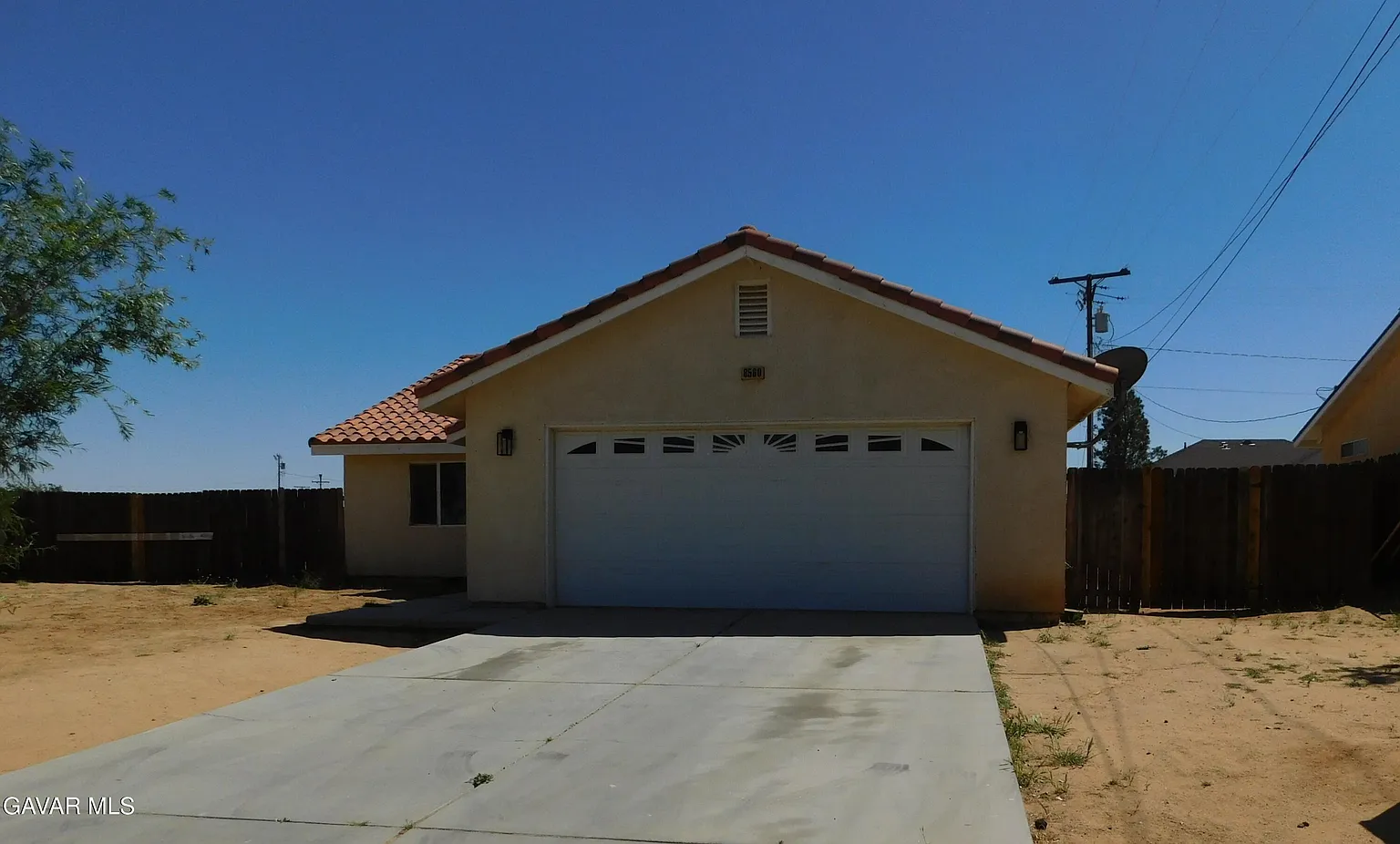 Updated 3BR 2BA Family Home with Modern Kitchen