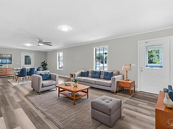 Charming 3BR 2BA Country-Style Home Near Bayou Grande thumbnail 6