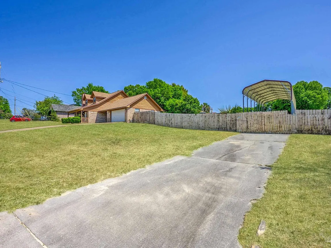 Spacious 3BR 2BA Home with Two-Car Garage thumbnail 4